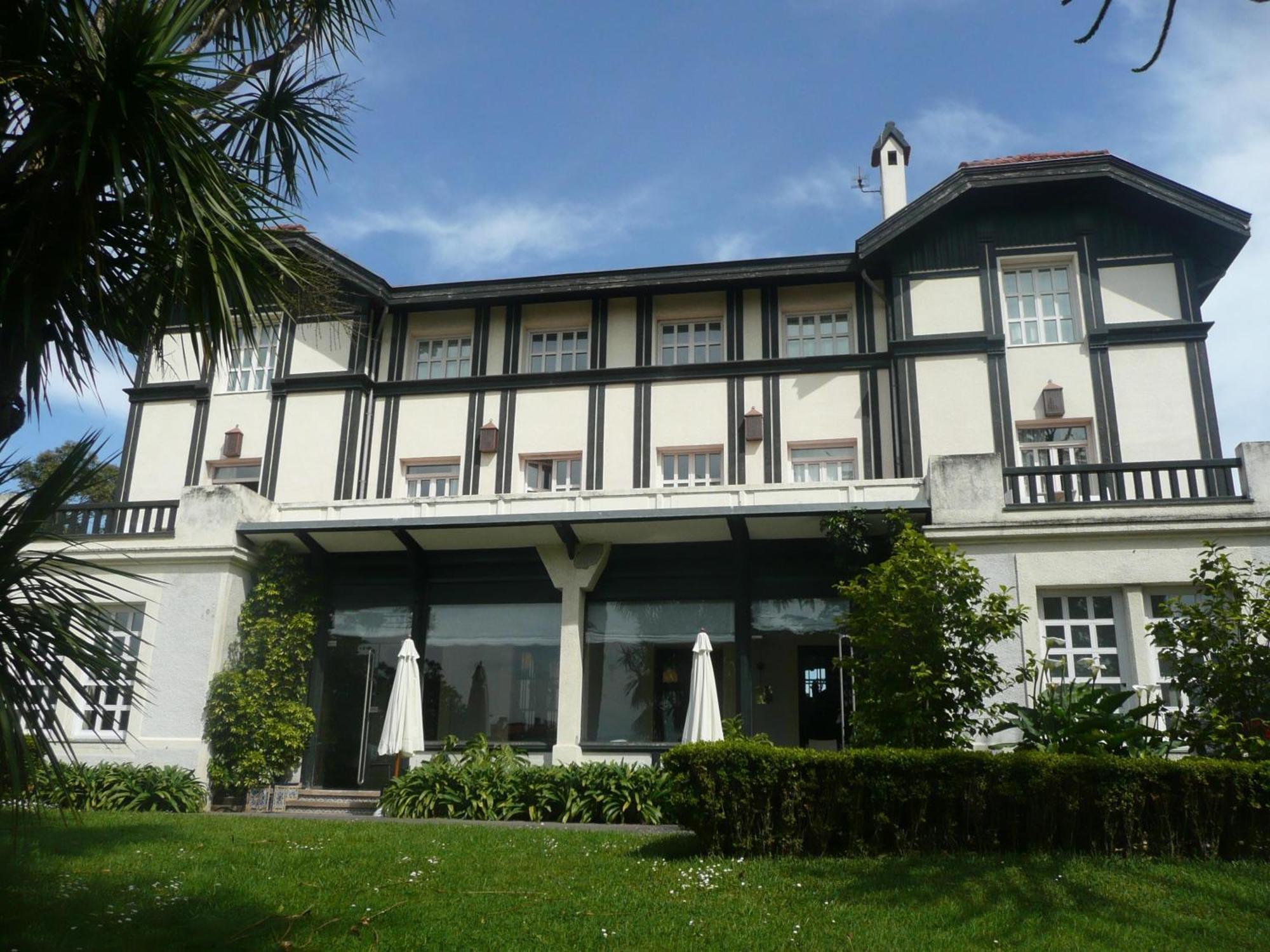 Las Carolinas Garden Santander Exterior photo